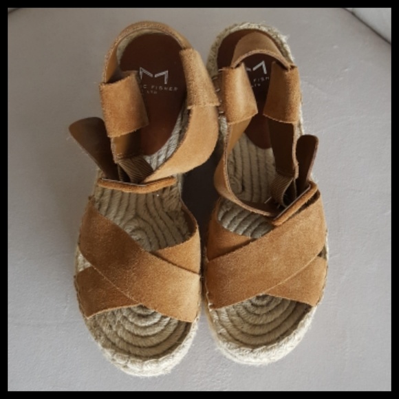 🚫SOLD🚫Marc Fisher LTD Randall espadrille wedge 5 - Picture 2 of 5